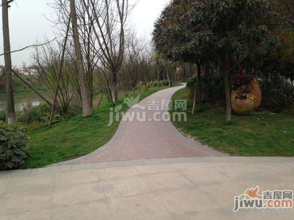 三盛翡俪山实景图