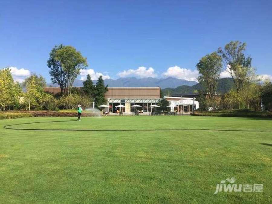 雅居乐云南原乡实景图图片